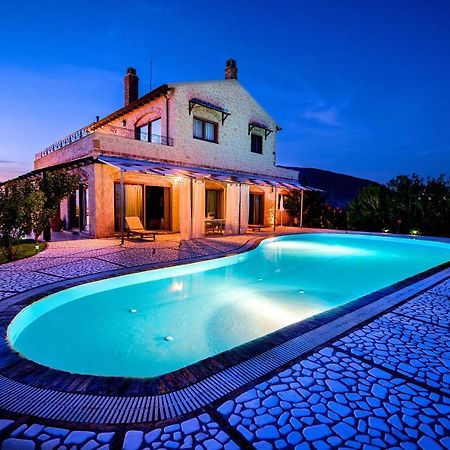 Villa Petrino Halikounas Exterior photo