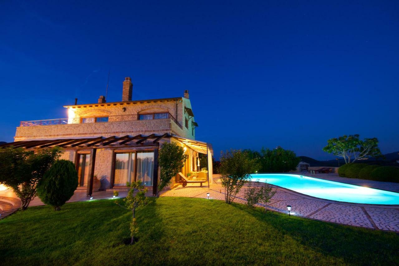 Villa Petrino Halikounas Exterior photo