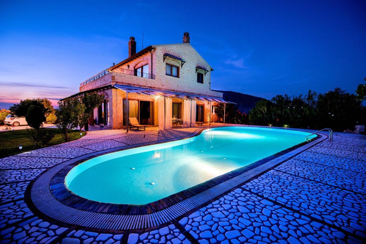 Villa Petrino Halikounas Exterior photo